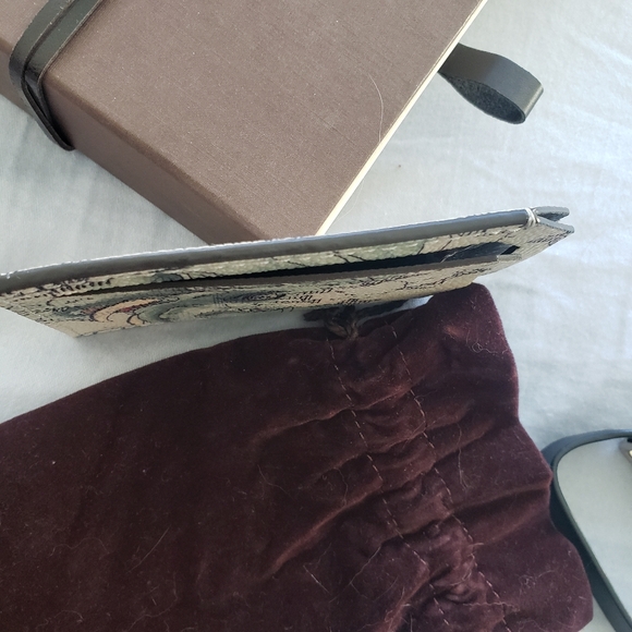 NWOT Authentic Louis Vuitton X Chapman Brothers Savane Elephant Luggage Tag - Picture 7 of 12